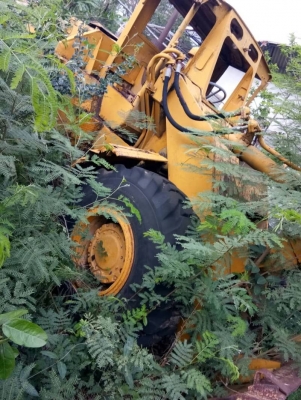 รถตักล้อยาง