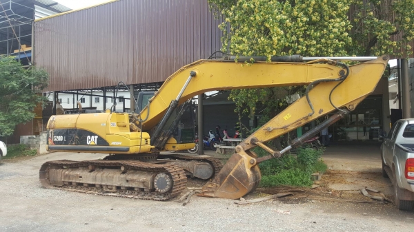 ขาย แบคโฮ CAT 320D JAPAN มีไลน์แย็ก จดทะเบียนปี 59 เครื่องดี ปั้มดี เอวแน่น ช่วงล่างเต็ม ไฟฟ้าครบ ราคาคุยกันได้ครับ