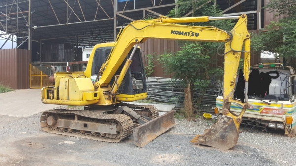 ขาย แบคโฮ KOMATSU PC60-7 มีไลน์แย็ก เอกสารใบซื้อขาย เครื่องเดิม ปั้มดีทำงานเร็ว ช่วงล่างเต็ม ราคาต่อรองได้ครับ