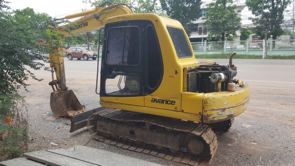 ขาย แบคโฮ KOMATSU PC60-7 มีไลน์แย็ก เอกสารใบซื้อขาย เครื่องเดิม ปั้มดีทำงานเร็ว ช่วงล่างเต็ม ราคาต่อรองได้ครับ