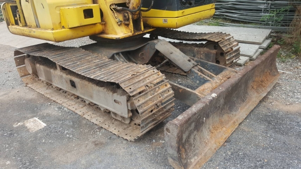 ขาย แบคโฮ KOMATSU PC60-7 มีไลน์แย็ก เอกสารใบซื้อขาย เครื่องเดิม ปั้มดีทำงานเร็ว ช่วงล่างเต็ม ราคาต่อรองได้ครับ