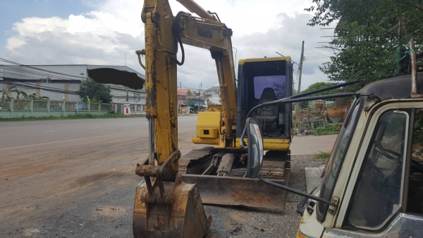 ขาย แบคโฮ KOMATSU PC60-7 มีไลน์แย็ก เอกสารใบซื้อขาย เครื่องเดิม ปั้มดีทำงานเร็ว ช่วงล่างเต็ม ราคาต่อรองได้ครับ