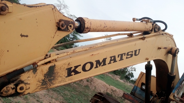 ขายKOMATSU. PC 100-2 ตามสภาพ