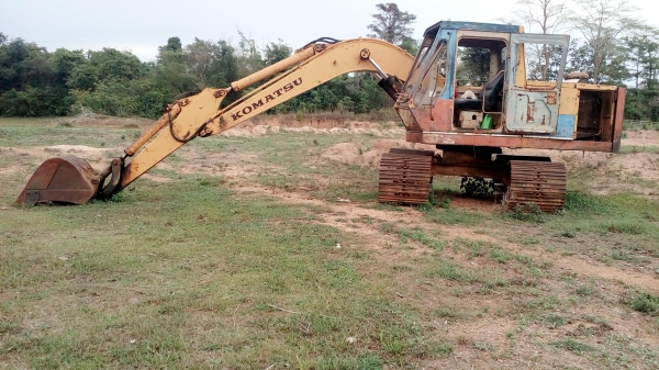 ขายKOMATSU. PC 100-2 ตามสภาพ