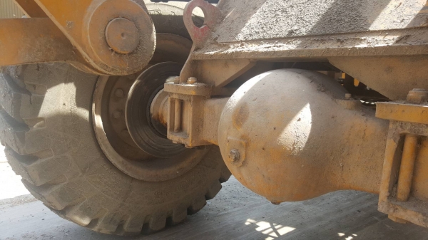 ขาย รถตัก XGMA รุ่น XG932III ออกห้างมือเดียวปี 54 เครื่องดี เกียร์ดี ยางเต็ม รถใช้งานอยู่ประจำ ราคาต่อรองได้