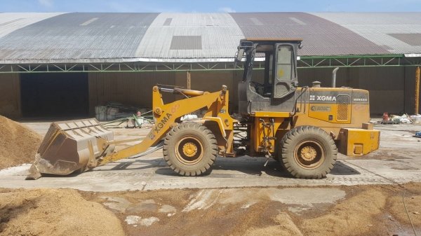 ขาย รถตัก XGMA รุ่น XG932III ออกห้างมือเดียวปี 54 เครื่องดี เกียร์ดี ยางเต็ม รถใช้งานอยู่ประจำ ราคาต่อรองได้