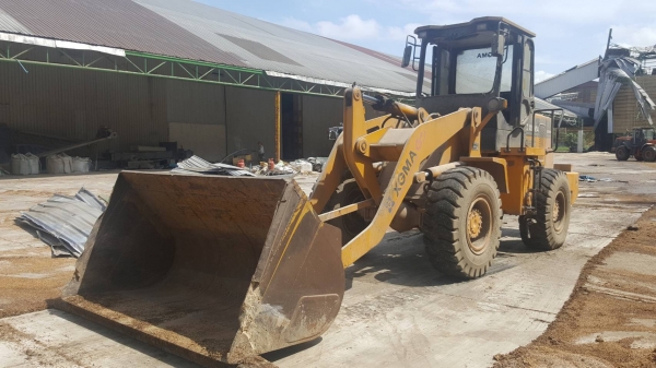 ขาย รถตัก XGMA รุ่น XG932III ออกห้างมือเดียวปี 54 เครื่องดี เกียร์ดี ยางเต็ม รถใช้งานอยู่ประจำ ราคาต่อรองได้