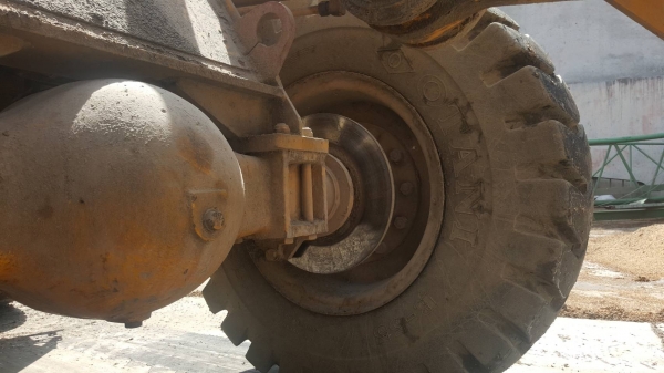 ขาย รถตัก XGMA รุ่น XG932III ออกห้างมือเดียวปี 54 เครื่องดี เกียร์ดี ยางเต็ม รถใช้งานอยู่ประจำ ราคาต่อรองได้