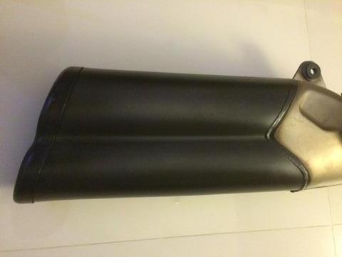 ปลายท่อเดิม Ducati monster 821