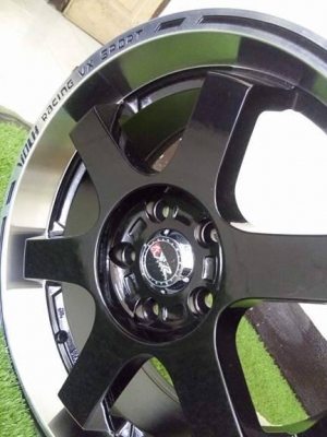 แม็กใหม่ขอบ 17 กว้าง 8 ออฟ 25 ใส่รถ 5 รู 114