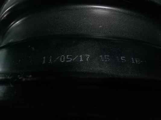 ล้อกะทะ ขอบ16-6รูทั่วไป น้องป้ายแดง ชุด2000บ.โทร0879050181 ส่งได้ทั่วไทยคับ