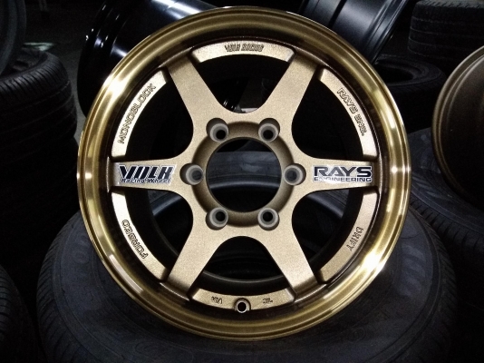 แม็กใหม่ขอบ 15 กระบะ 6 รู ราคา 8500 บาท พร้อมติดตั้ง