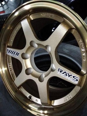 แม็กใหม่ขอบ 15 กระบะ 6 รู ราคา 8500 บาท พร้อมติดตั้ง