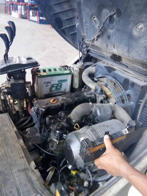 รถยก 3 ตัน ดีเซล เกียร์ออโต้ เสาสูง 4.75 เมตร เข้าตู้ แผงงาสไลด์