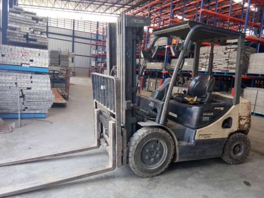 รถยก 3 ตัน ดีเซล เกียร์ออโต้ เสาสูง 4.75 เมตร เข้าตู้ แผงงาสไลด์