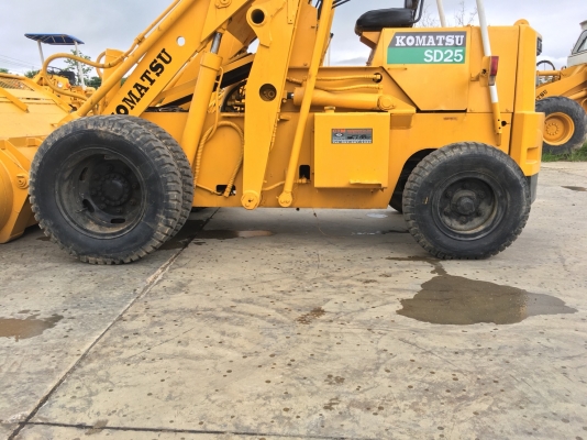 KOMATSU รุ่น: SD23-3