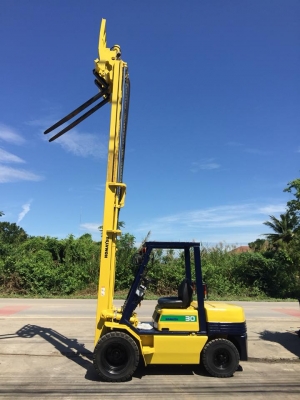 ขาย KOMATSU FD30-11 รถนอก ดีเซล เสา 5 เมตร งาฮิ้ง ขาย KOMATSU FD30-11 รถนอก ดีเซล เสา 5 เมตร งาฮิ้ง