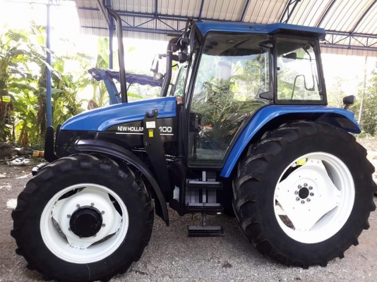 ขายรถไถฟอร์ด NEWHOLLAND TS100 4WD ขายรถไถฟอร์ด NEWHOLLAND TS100 4WD