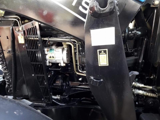 ขายรถไถฟอร์ด NEWHOLLAND TS100 4WD ขายรถไถฟอร์ด NEWHOLLAND TS100 4WD