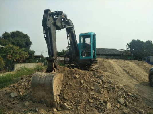 KOMATSU PC 75UU-2