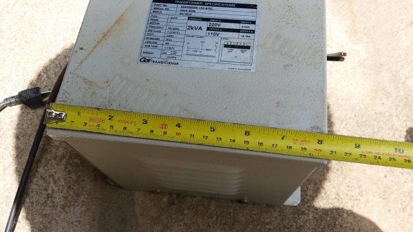 ขายหม้อแปลงไฟ INPUT 220V OUTPUT 100 - 110V  กำลัง 2000 วัตต์