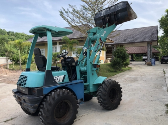 ขายรถตักล้อยาง YANMAR V4...รถสวยเดิมๆแน่นๆ ขายรถตักล้อยาง YANMAR V4...รถสวยเดิมๆแน่นๆ