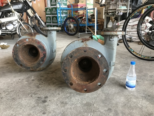 ขายหัวปั้มน้ำหอยโข่ง Peerless made in USA ใบพัดทองเหลือง ขนาดเข้า 4นิ้ว ออก 3นิ้ว (ต่อท่อเข้า 6นิ้วมาครับ) สภาพดีเดิมๆ พร้อมใช้งาน มี 2ตัว ราคาตัวละ 7,800 บาท