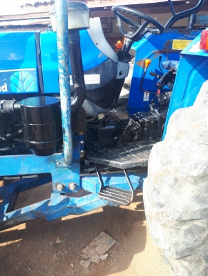 ขายรถไถรุ่นTT75 นิวฮอนแลน รถปี56 ขายรถไถรุ่นTT75 นิวฮอนแลน รถปี56