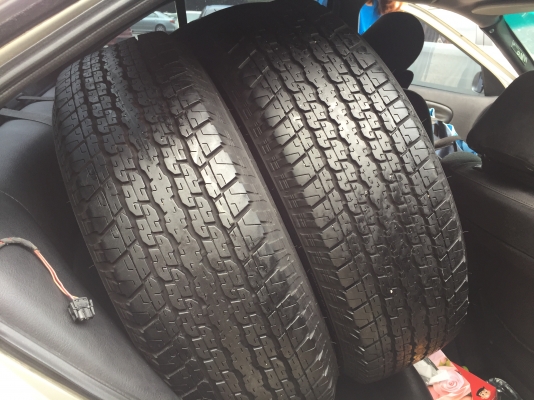 ยาง Bridgestone 245 70 16 ปลายปี17 ดอกเต็ม ไม่มีปะ ใช้ยาว ราคาไม่แพง