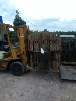 รถฟอร์คลิฟต์ TOYOTA 40-3FG20 รถเก่านอกนำเข้า ยังไม่เคยใช้งานในไทย ยก 2 ตัน เสาสูง 4 เมตร ยางตันหน้า-หลัง สภาพดี พร้อมใช้งาน มีเอกสารใบอินวอยซ์ มี VDO การทำงานให้ชม