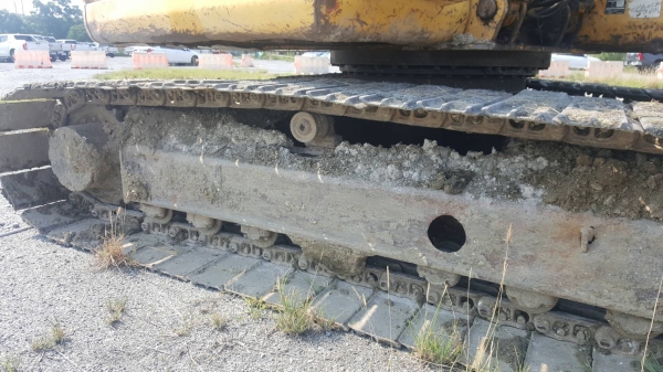 ขาย 1,190,000 KOMATSU pc 130-8 ทำงาน 11,000 ชม.ไฟฟ้าครบ เตรื่องดี ปั้มแรง เอวแน่น ช่งงล่างเต็ม เอกสารแจ้งจำหน่าย รถพร้อมใช้ รถอยู่ สุพรรณบุรี 090-772-3710 090-772-3708