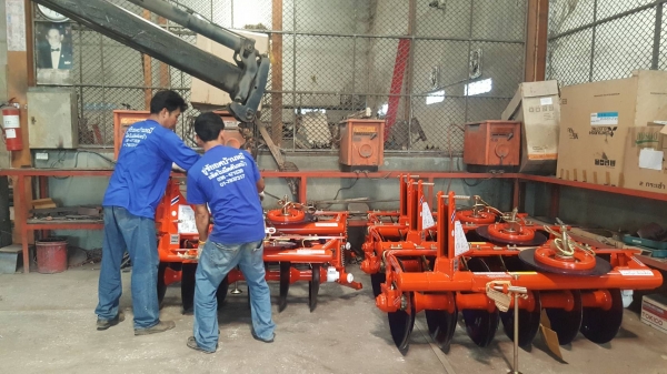 ผาน CMT (ซีเอ็มที) 6x24 ใหม่มือหนึ่งจากตัวแทนโดยตรง เพียง 38,000 บาทโทร 081-780-7317 ผาน CMT (ซีเอ็มที) 6x24 ใหม่มือหนึ่งจากตัวแทนโดยตรง เพียง 38,000 บาทโทร 081-780-7317