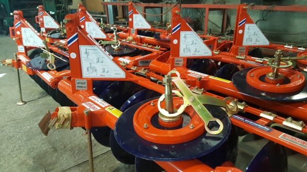 ผาน CMT (ซีเอ็มที) 6x24 ใหม่มือหนึ่งจากตัวแทนโดยตรง เพียง 38,000 บาทโทร 081-780-7317 ผาน CMT (ซีเอ็มที) 6x24 ใหม่มือหนึ่งจากตัวแทนโดยตรง เพียง 38,000 บาทโทร 081-780-7317