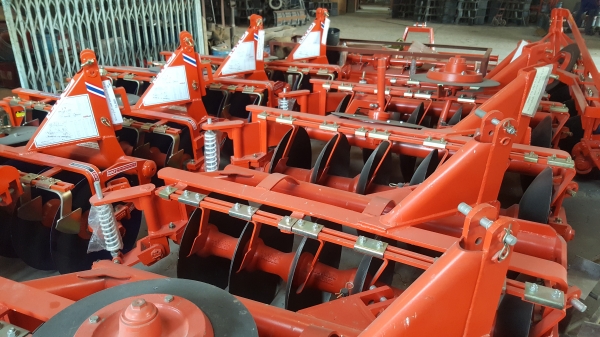 ผาน CMT (ซีเอ็มที) 6x24 ใหม่มือหนึ่งจากตัวแทนโดยตรง เพียง 38,000 บาทโทร 081-780-7317