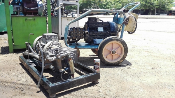 ปั้มฉีดน้ำแรงดันสูงอิตาลี่ 200 Bar 10 HP 380V