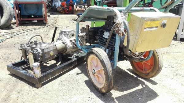 ปั้มฉีดน้ำแรงดันสูงอิตาลี่ 200 Bar 10 HP 380V