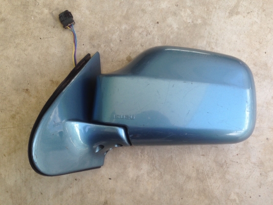 กระจกมองข้าง isuzu dragon แท้ถอด ข้างซ้ายข้างเดียว 1900 บาท
