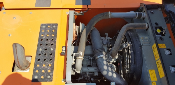 ขายดาวน์รถแบคโฮ HITACHI ZX200-5G ใช้งานเพียง 2 พันชั่วโมง สภาพนางฟ้า