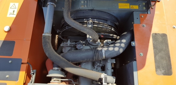 ขายดาวน์รถแบคโฮ HITACHI ZX200-5G ใช้งานเพียง 2 พันชั่วโมง สภาพนางฟ้า