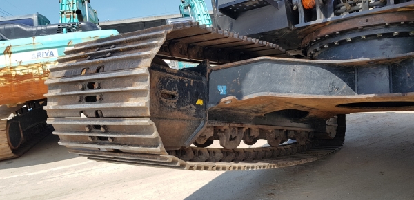 ขายดาวน์รถแบคโฮ HITACHI ZX200-5G ใช้งานเพียง 2 พันชั่วโมง สภาพนางฟ้า