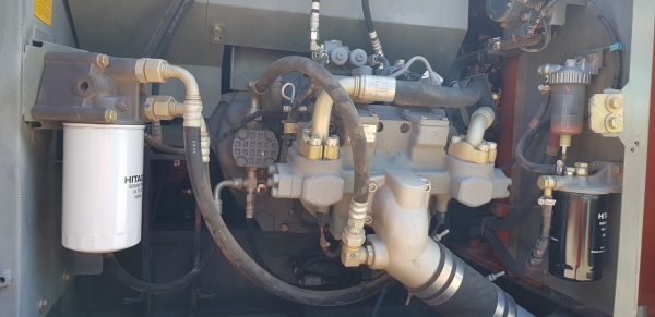 ขายดาวน์รถแบคโฮ HITACHI ZX200-5G ใช้งานเพียง 2 พันชั่วโมง สภาพนางฟ้า