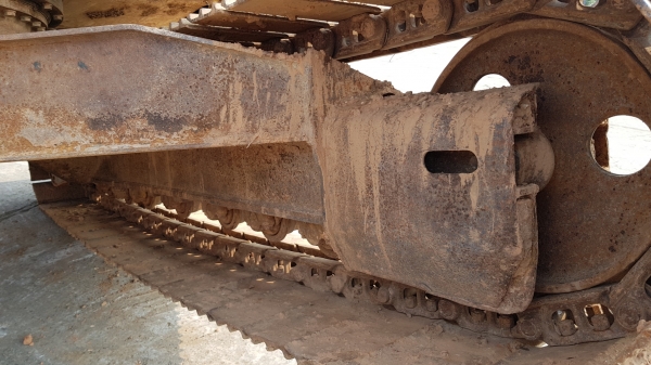 ขายรถแบคโฮ KOMATSU PC130-8 สภาพดี พร้อมใช้งาน ราคาไม่แรง