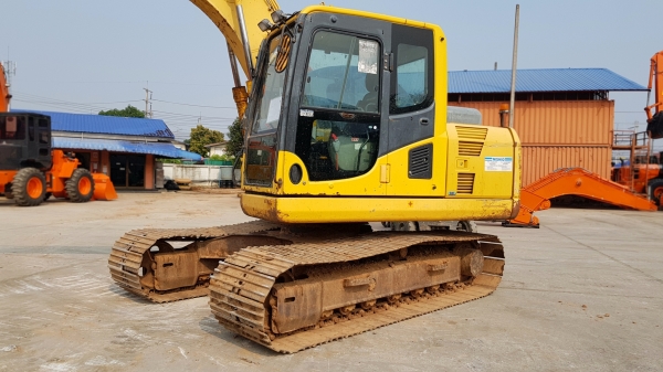 ขายรถแบคโฮ KOMATSU PC130-8 สภาพดี พร้อมใช้งาน ราคาไม่แรง