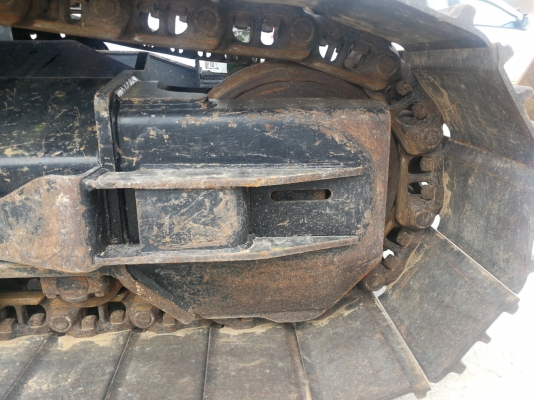 ขายรถแบคโฮ HITACHI ZX200-5G ชั่วโมงการทำงาน 2,500 ชม. ขายรถแบคโฮ HITACHI ZX200-5G ชั่วโมงการทำงาน 2,500 ชม.