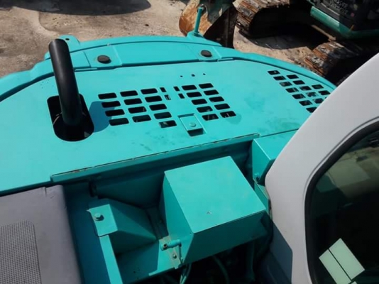 ขายจ้า..KOBELCO SK135SR YY00  เก่านอกแท้  ปลายยาวพิเศษ  มีลายแย๊ก  7,XXX  ชั่วโมง  พร้อมใช้  โทร  089-3818694  จ๊อย