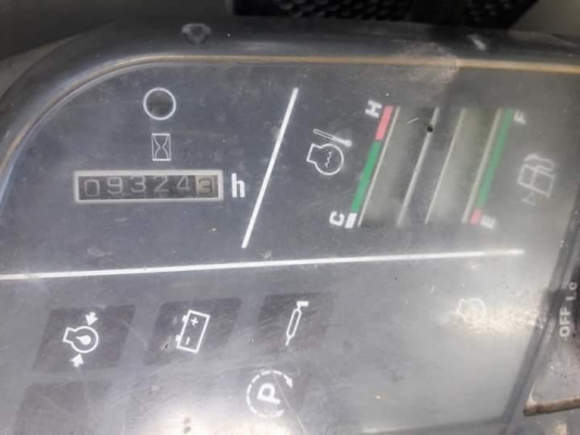 ขายจ้า..KOMATSU PC70-7  เก่านอกแท้  เดิมๆๆ  มีลายแย๊ก  เครื่องปั๊มดี  พร้อมใช้  โทร 089-3818694  จ๊อย..