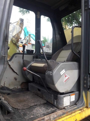 ขายจ้า..KOMATSU PC70-7  เก่านอกแท้  เดิมๆๆ  มีลายแย๊ก  เครื่องปั๊มดี  พร้อมใช้  โทร 089-3818694  จ๊อย..