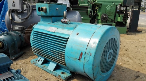 มอเตอร์ CROMTON 220 HP 4 POLE ของใหม่สแป 100\%