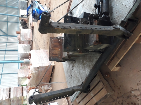 ขายลิฟท์ท้าย ยกได้ 2 ตัน 4 กระบอก ราคา 48,000 บาท ขายลิฟท์ท้าย ยกได้ 2 ตัน 4 กระบอก ราคา 48,000 บาท