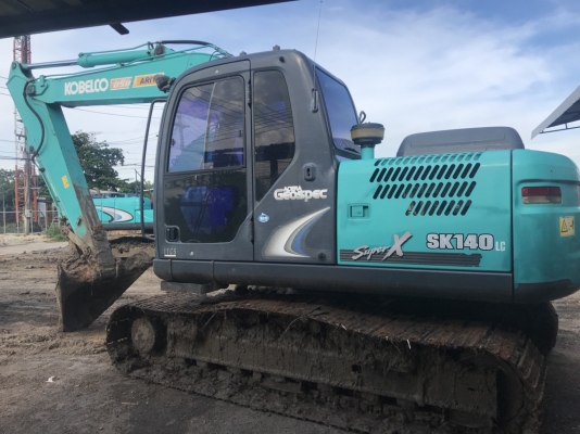 รถแบคโฮ KOBELCO  SK140 เอกสารอิวอยซ์   10,800. ชั่วโมง